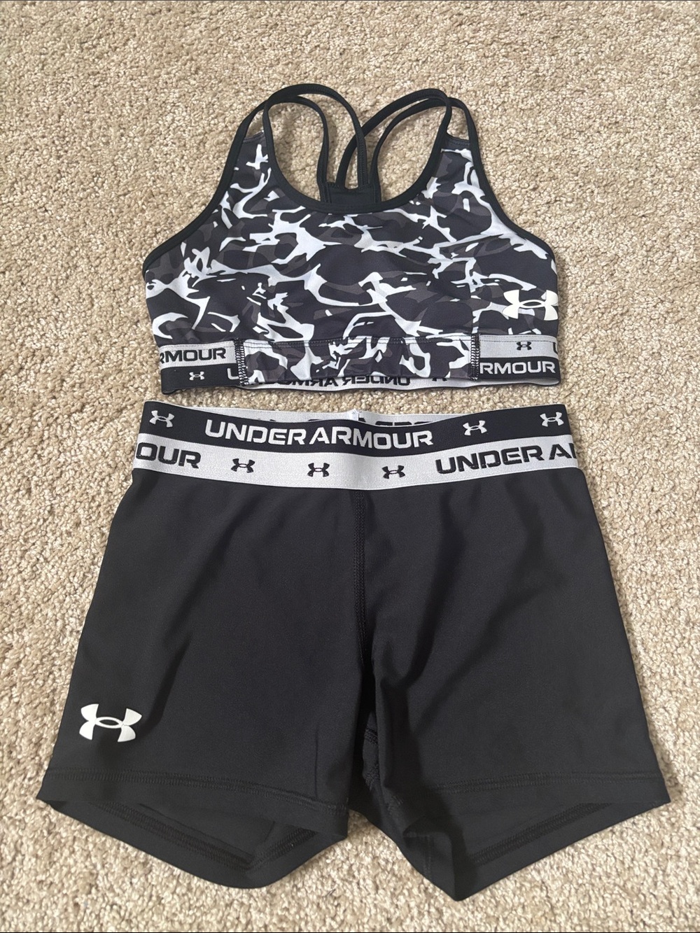 Under Armour Girls Black Camo Sports Bra & Black Shorts Set